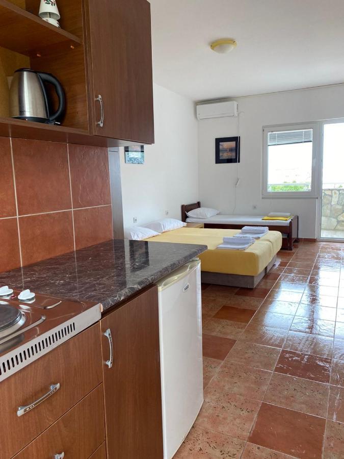 Apartments Vila Kurtagic Добра-Вода Экстерьер фото