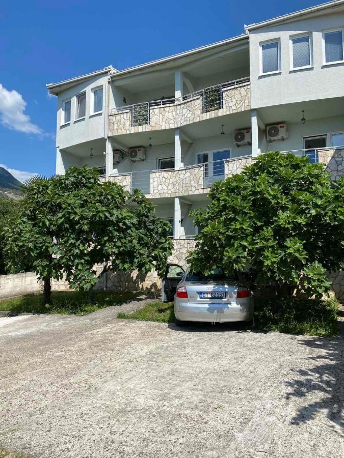 Apartments Vila Kurtagic Добра-Вода Экстерьер фото